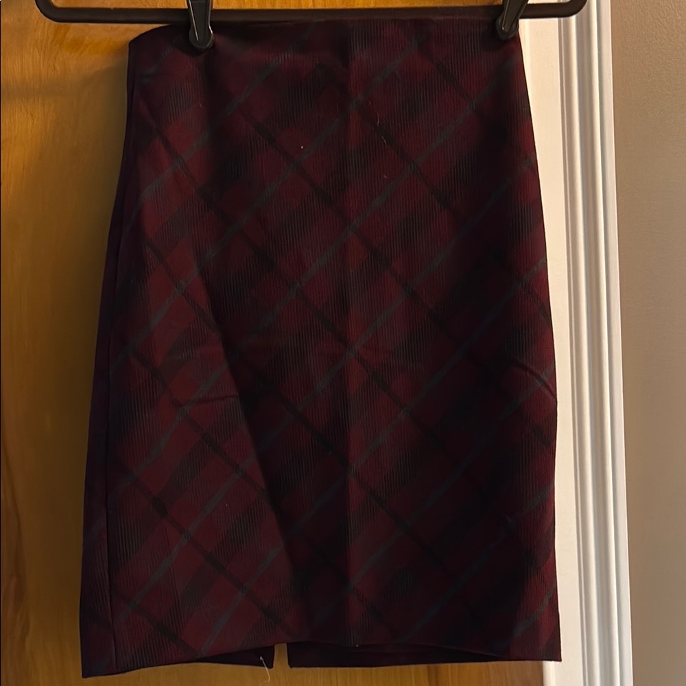 Express Red Pencil Skirt Knee-Length Workwear